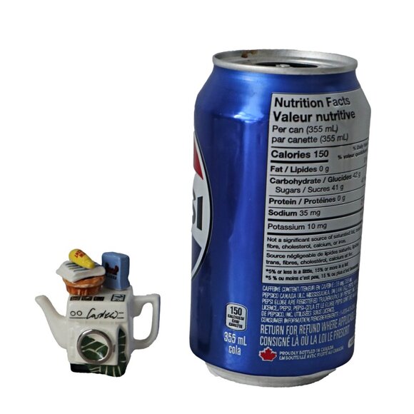 Cardew Miniature Washing Machine Teapot With Soap & Laundry Accessories Ceramic - Picture 7 of 7
